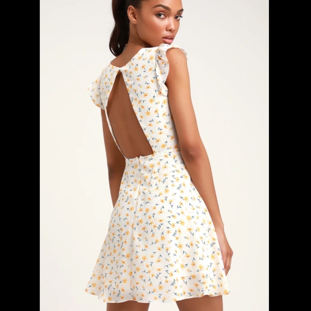 Lulus Strike a Posie dress